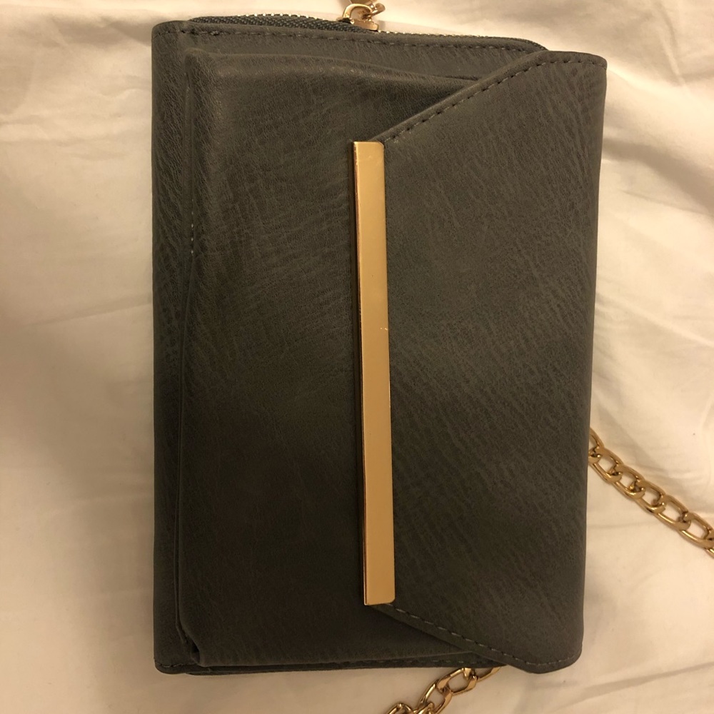Purse - Picture 2 of 5
